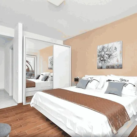Comfortable In Nature Villa