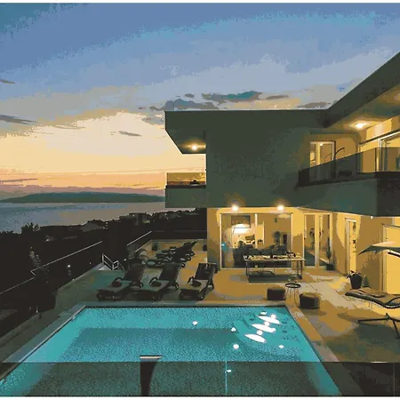 Comfortable In Nature Villa