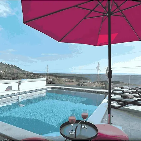 Villa Comfortable In Nature